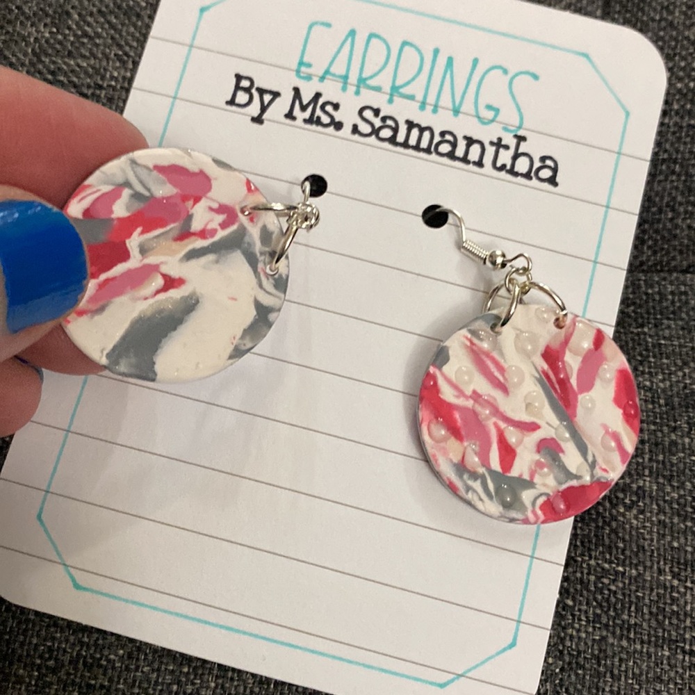 Clay Earrings - Picture 3 of 6